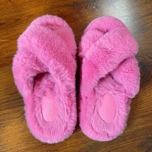 🌷 Rachel Zoe 🌷 Pink Fluffy Furry Slippers